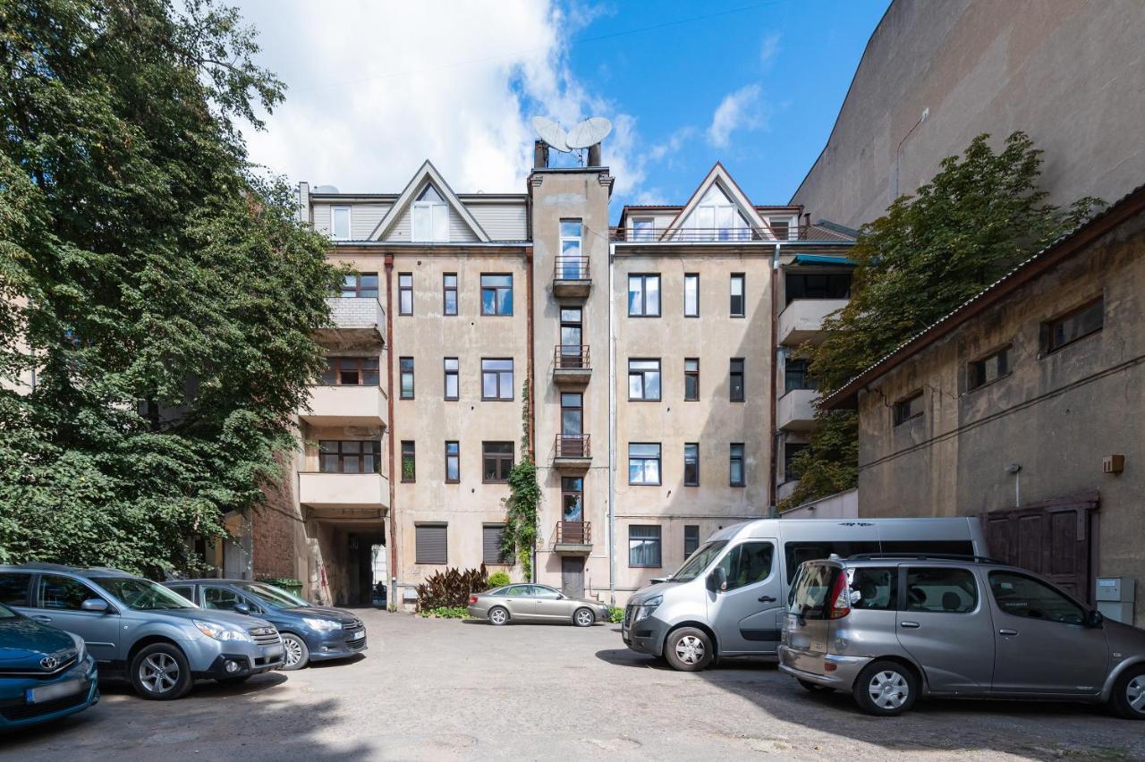 Downtown 4Bd Master Apartment By Hostlovers Kaunas Ngoại thất bức ảnh